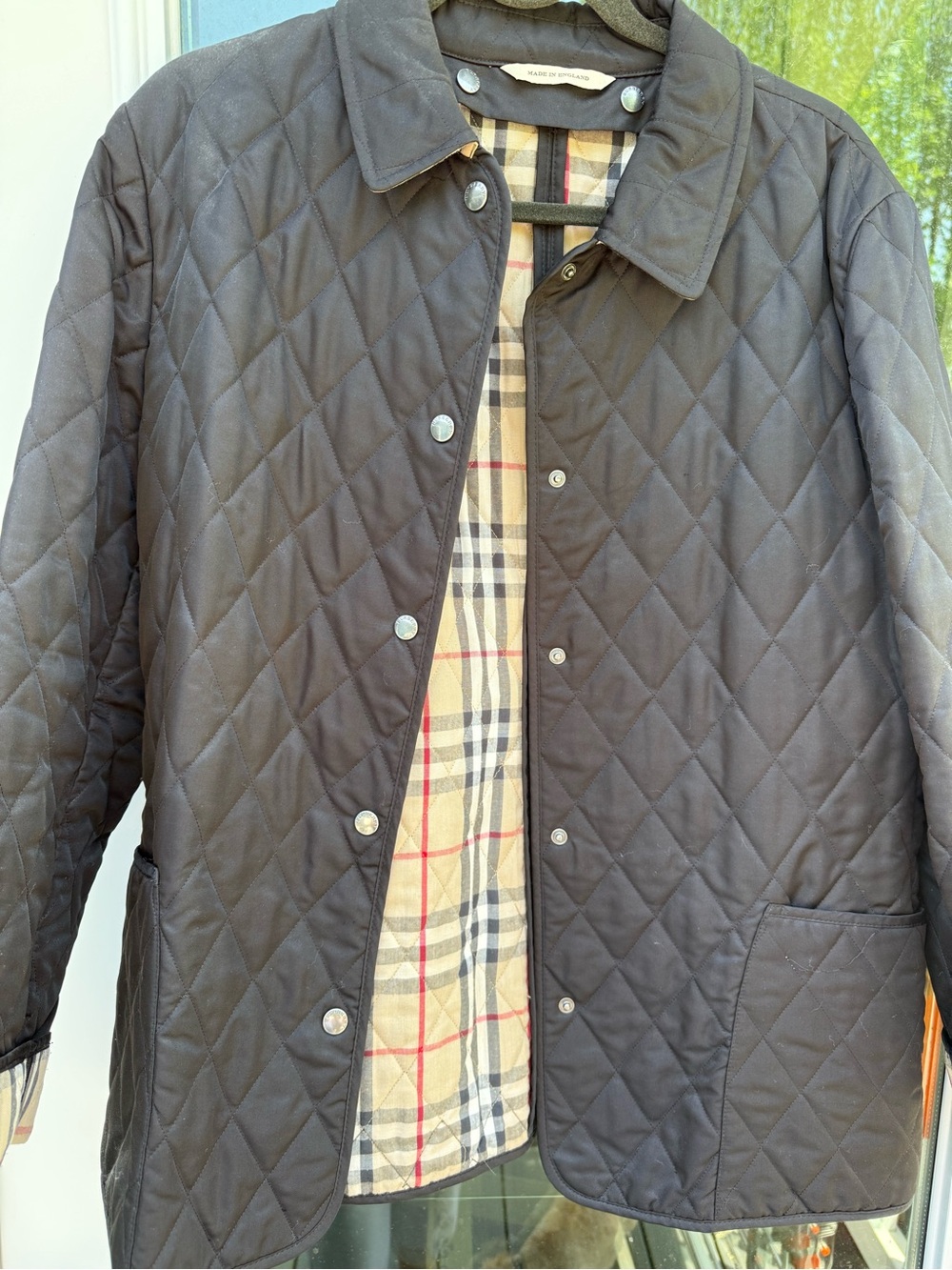 Authentic burberry Quilted Black Jacket with liner - good condition vintage